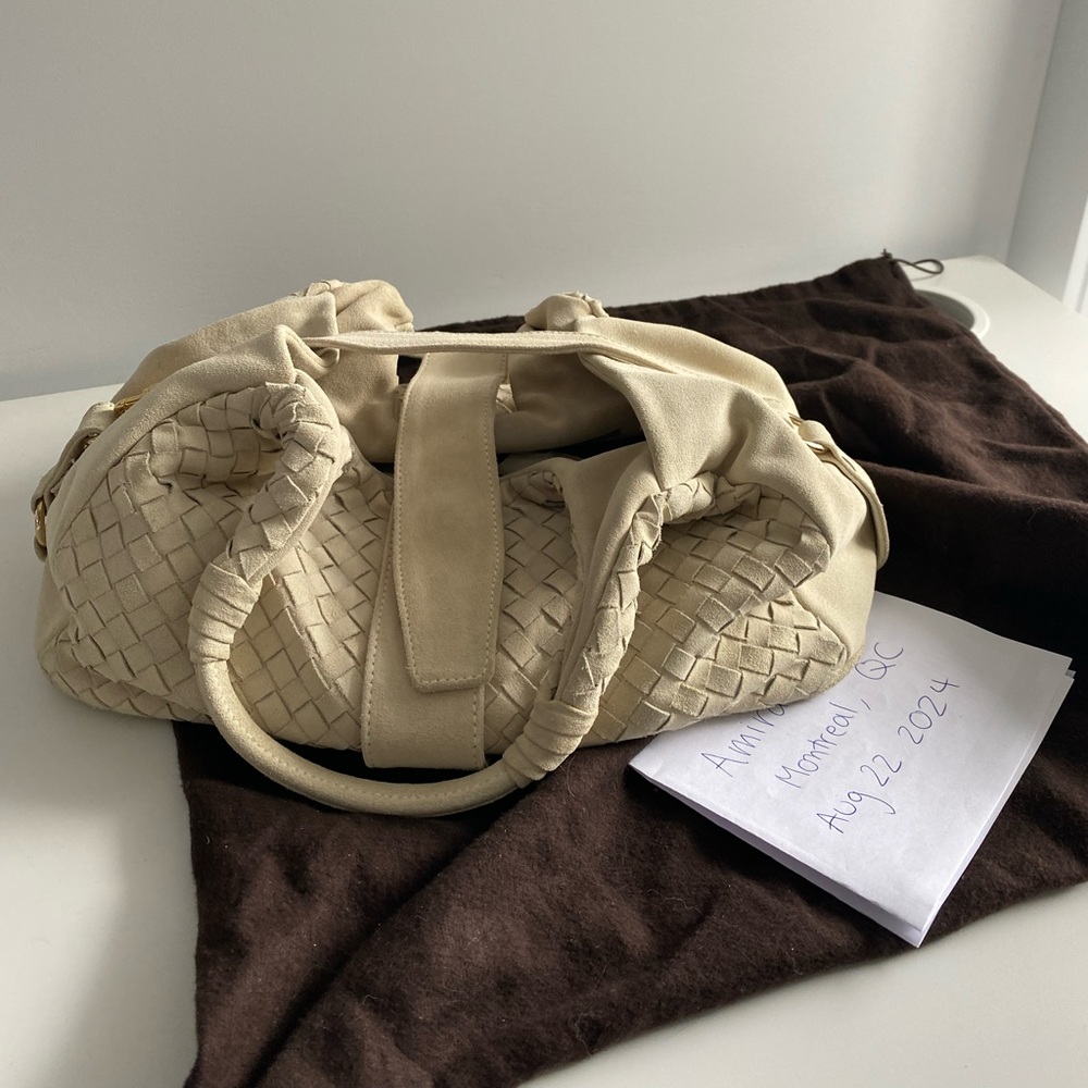 SOLD 💗 Bottega Veneta Beige/White Suede Intrecciato Shoulder Bag